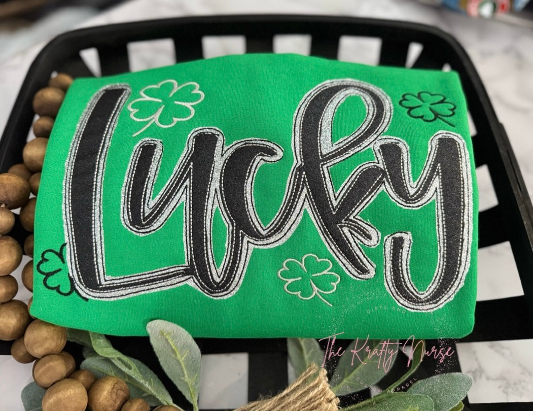 LUCKY SHAMROCK APPLIQUÉ