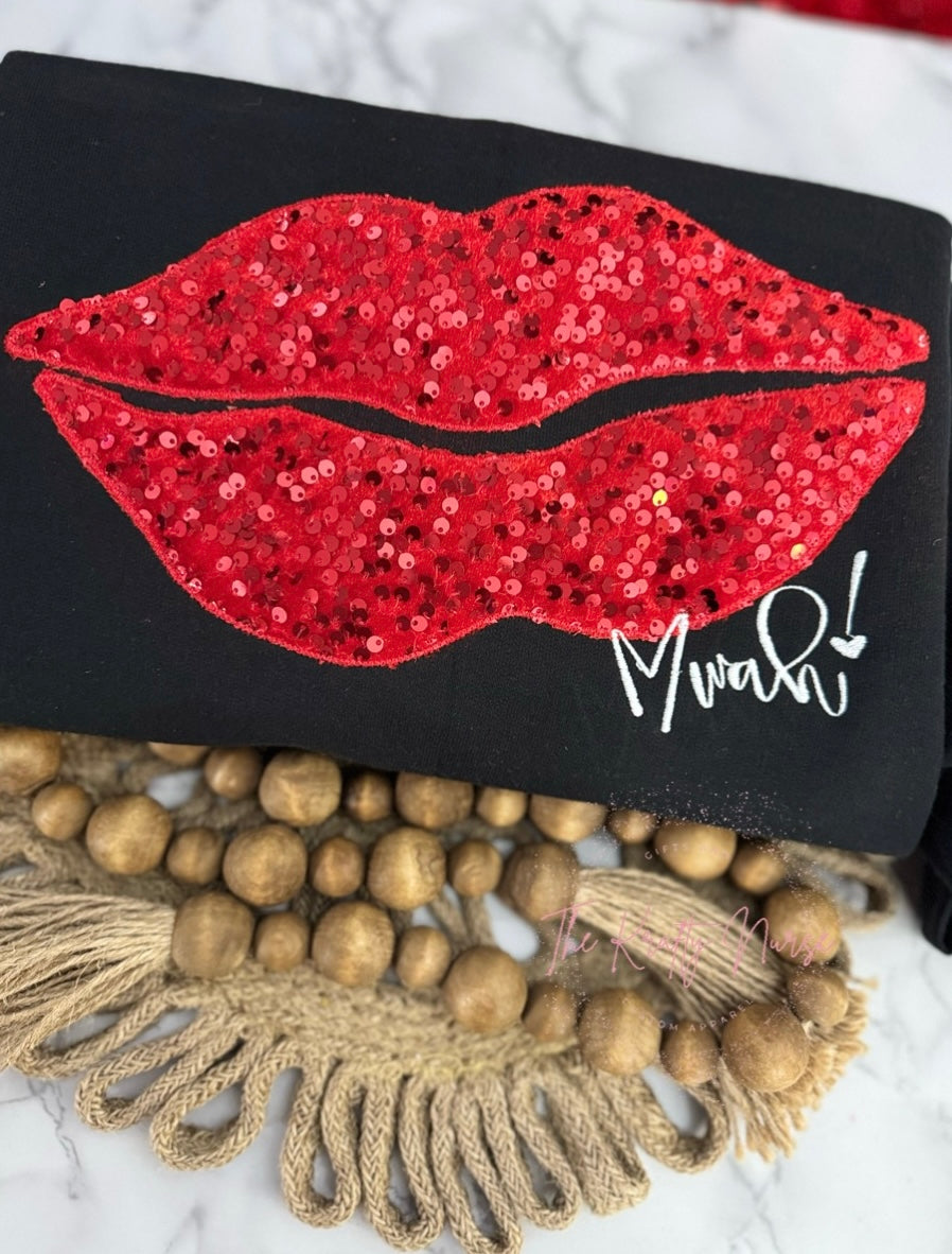MWAH EMBROIDERED RED SEQUIN LIP APPLIQUÉ SWEATSHIRT
