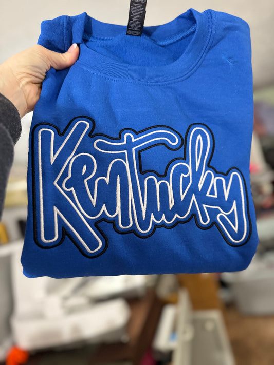 EMBROIDERED DOUBLE STACK KENTUCKY SWEATSHIRT