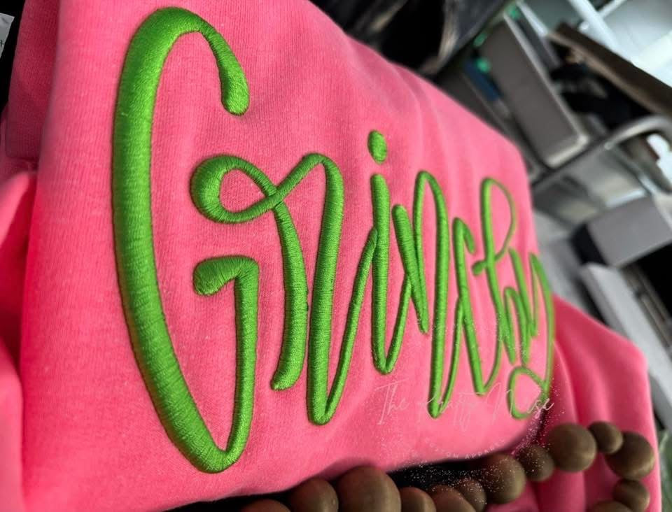 3D EMBROIDERED GRINCHY