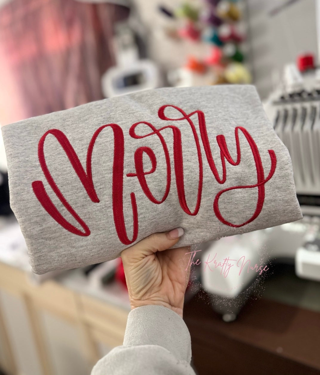 EMBROIDERED MERRY SWEATSHIRT
