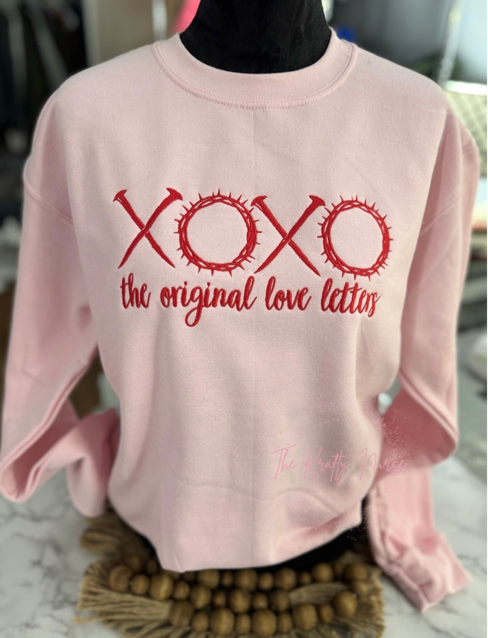 EMBROIDERED ORIGINAL LOVE LETTERS XOXO SWEATSHIRT